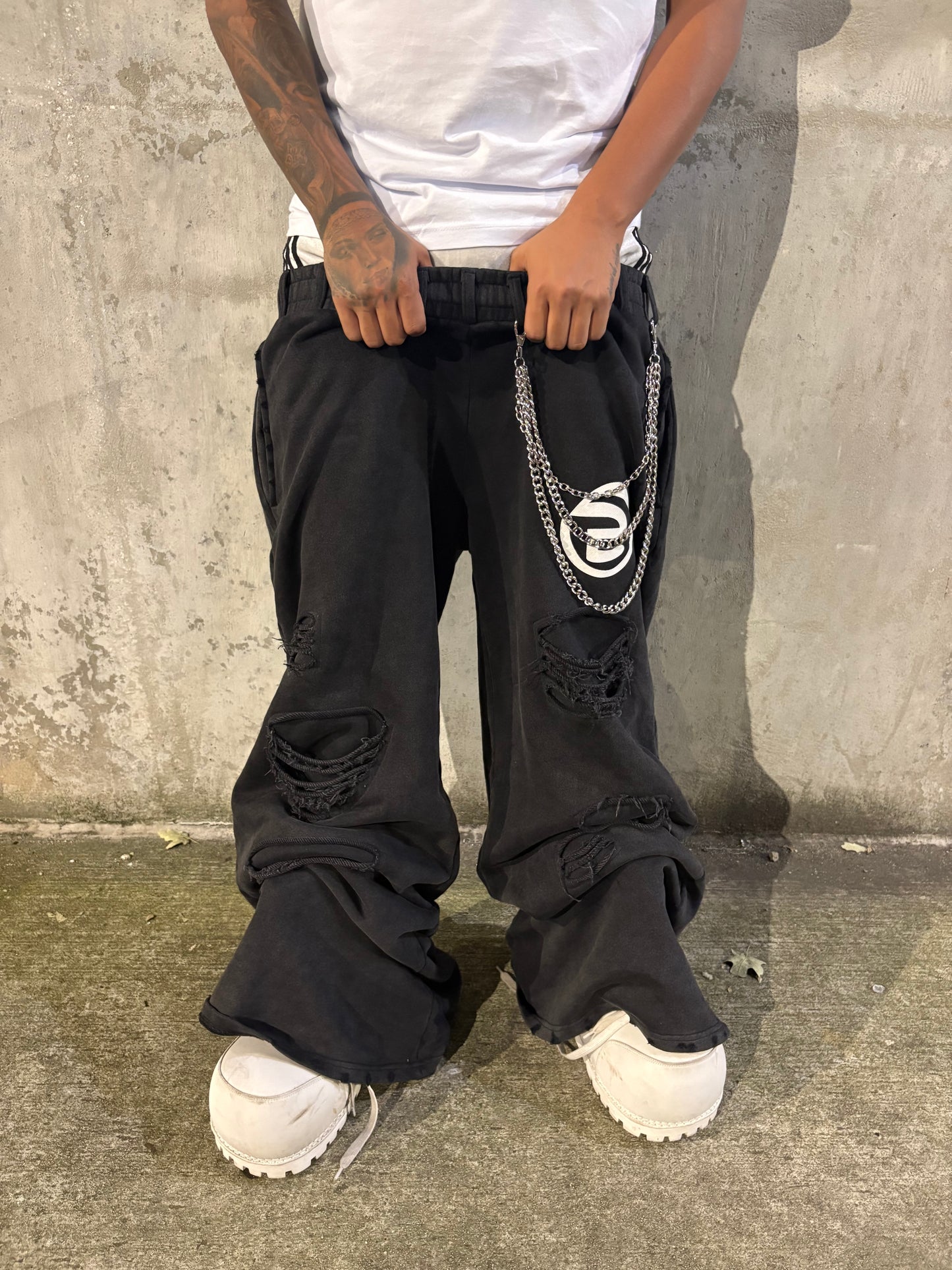 Geduld Double Layered Distressed Sweats